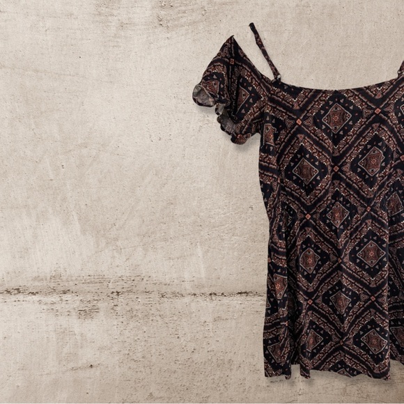 DIVIDED H&M • Paisley Romper - Picture 2 of 5